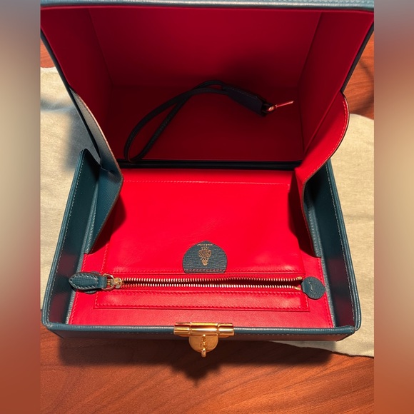 Marc Cross - Picture 7 of 16